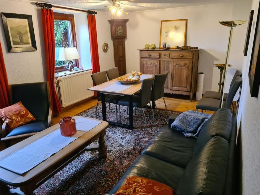 Haus Paesch Nahe See Mit Beheiztem Whirlpool/Sauna Butgenbach Dış mekan fotoğraf